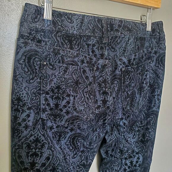 Chicos Platinum Velvet Flocked Jeans Womens Size 2 XS Blue Black Paisley Print - Picture 6 of 11